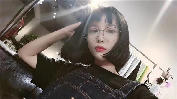 极品护士兼职小姐姐